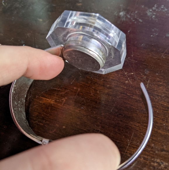 Big clear diamond watch - Picture 2 of 3